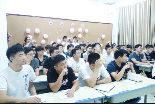 鄭州北大青鳥翔天信鴿免費青鳥公開大講堂第二期開講了