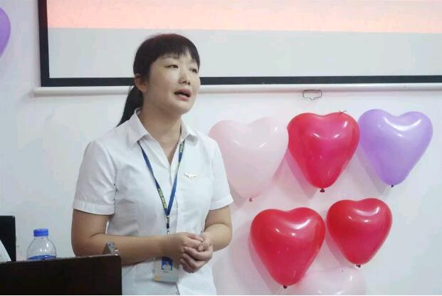 鄭州北大青鳥翔天信鴿企業(yè)化帶班——鄭州銘鑫科技公司開業(yè)了