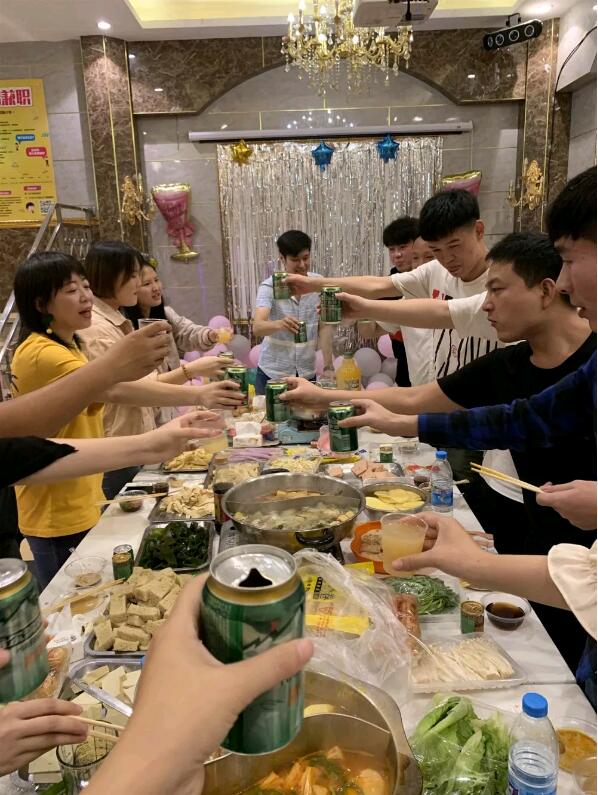 北大青鳥鄭州翔天信鴿課工場(chǎng)KU01別墅轟趴