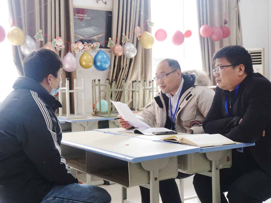 鄭州北大青鳥翔天信鴿學(xué)校學(xué)員們的模擬面試活動