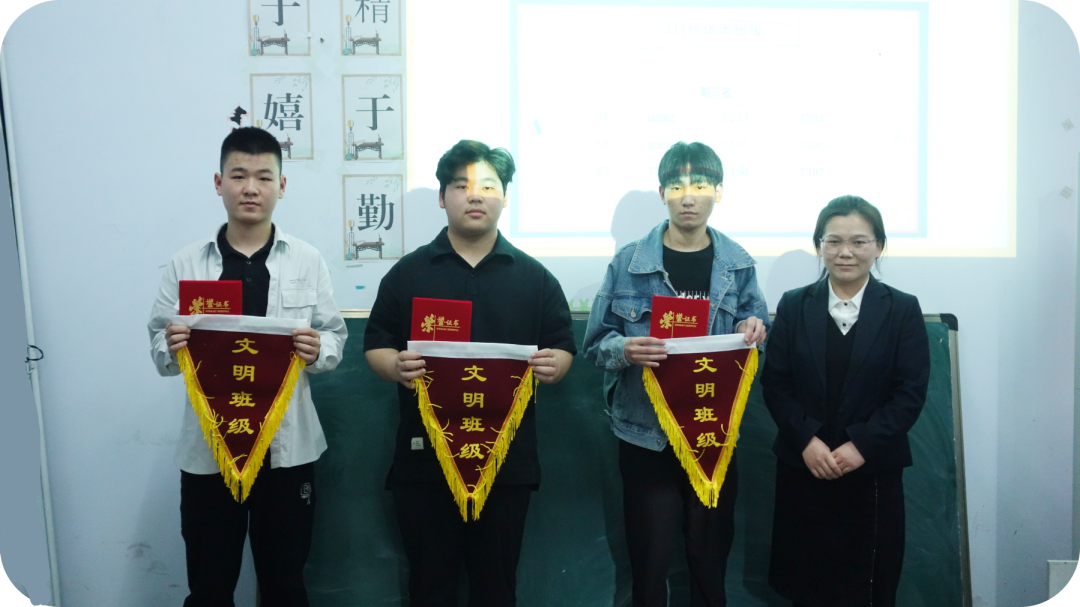 鄭州北大青鳥翔天信鴿計(jì)算機(jī)學(xué)校BCNT季度總結(jié)會(huì)圓滿召開